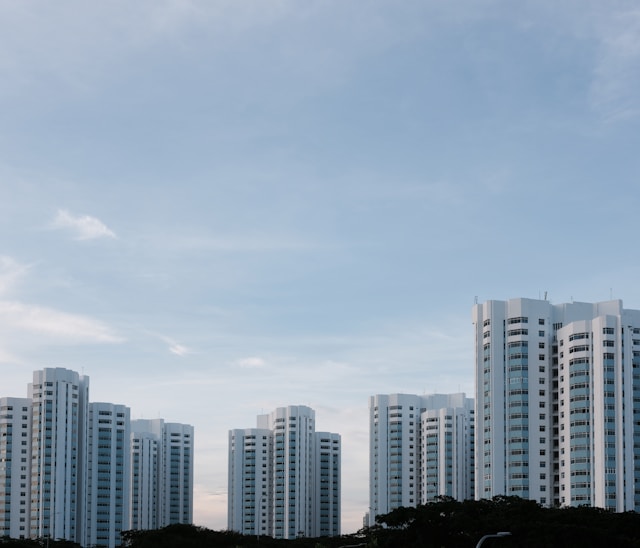 Sell Punggol HDB and Rising Interest Rates: Market Impact